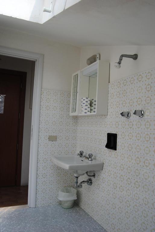 Hotel Trevi Чезенатико Номер фото